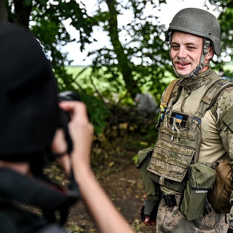 war_media_sq